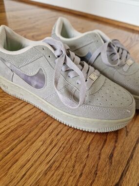 Nike Air Force 1 Low Suede Sneakers - Light Taupe